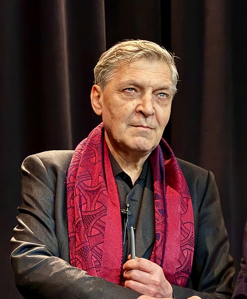 Александр Невзоров — советский, российский и украинский репортёр, телеведущий, режиссёр, сценарист и продюсер