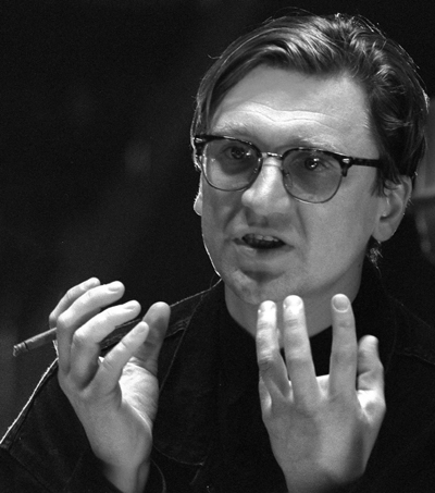 Валентин Гнеушев — российский цирковой режиссёр, хореограф и педагог