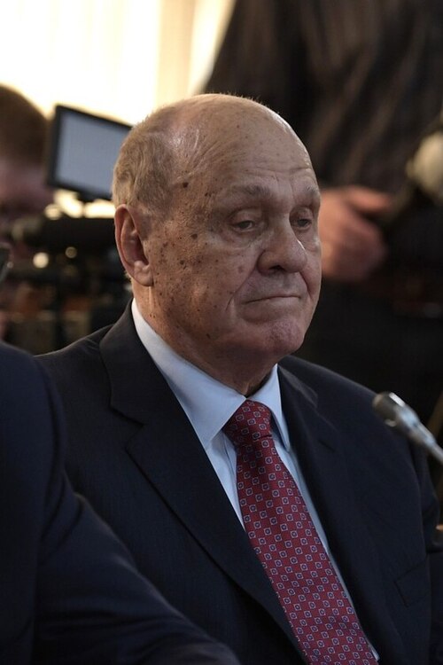 Владимир Меньшов